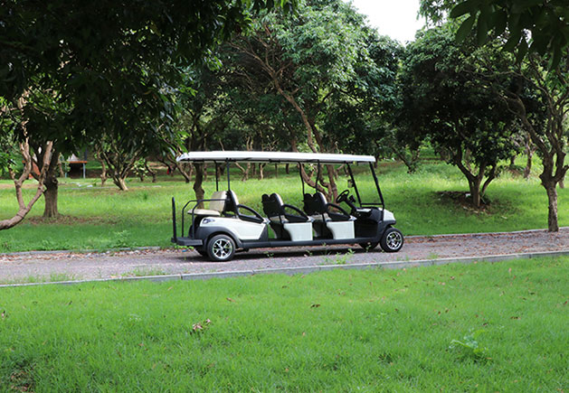 MK1600+2 8-Sitzer Golfcart weiß MK1600+2 8-Sitzer Golfcart weiß